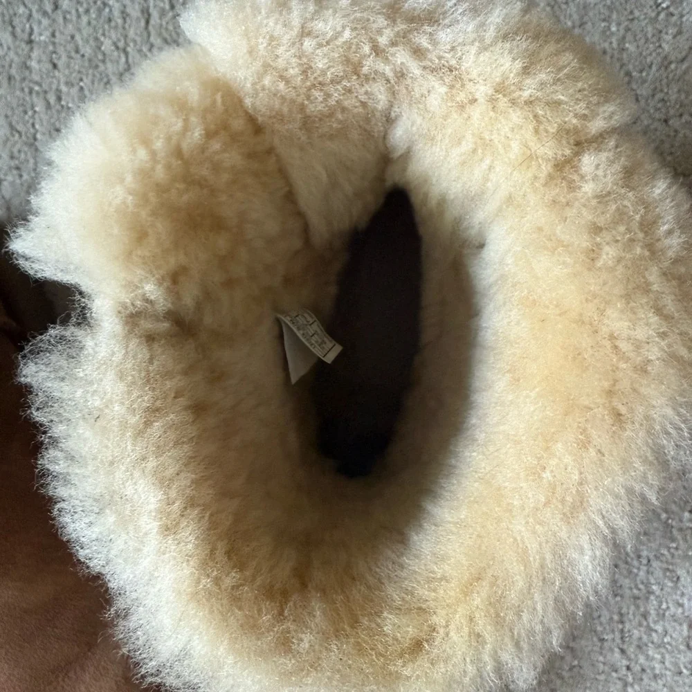 UGG Brown Shearling Boots with Ribbon - Picture 6 of 7
